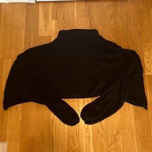 Seek oversized cropped black sweater